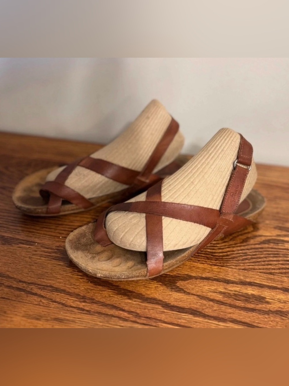 Women’s Brown Leather Crisscross Sandals – Comfortable Everyday Style